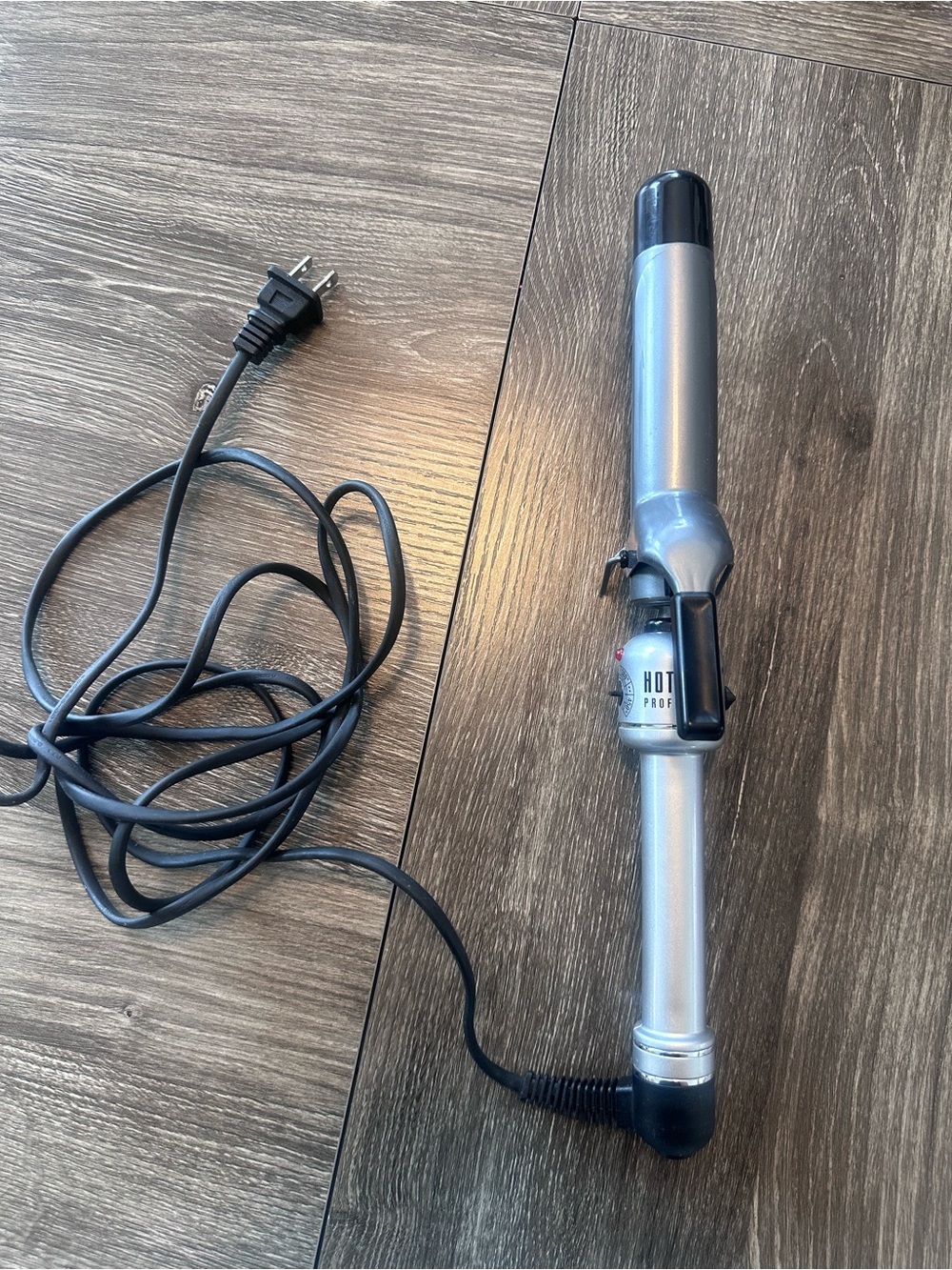 Hot Tools Professional Curling Iron 1 1/4 in